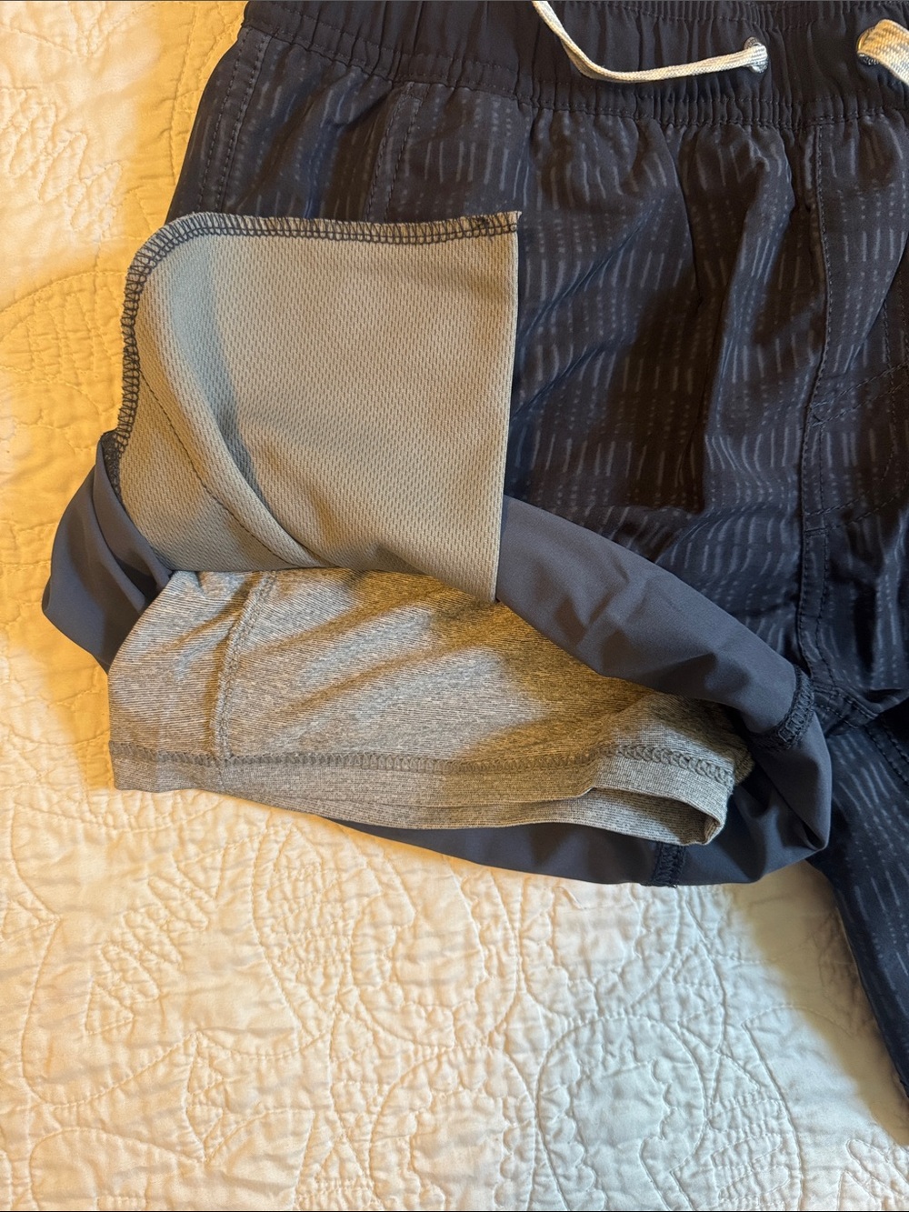 Vuori Kore Lined Shorts 7.5” - Picture 4 of 6